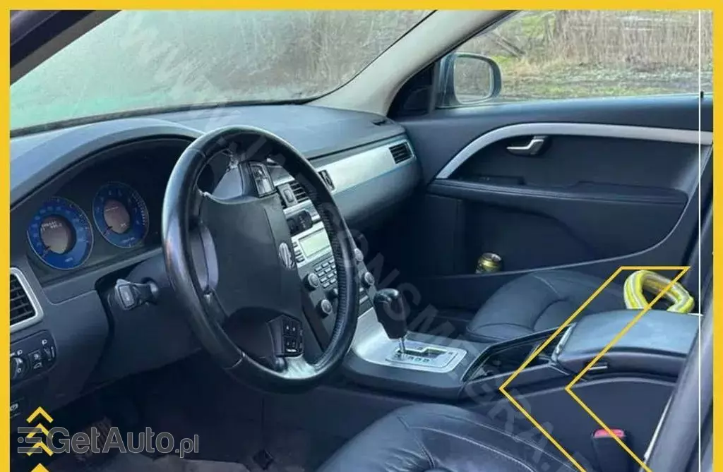 VOLVO V70 