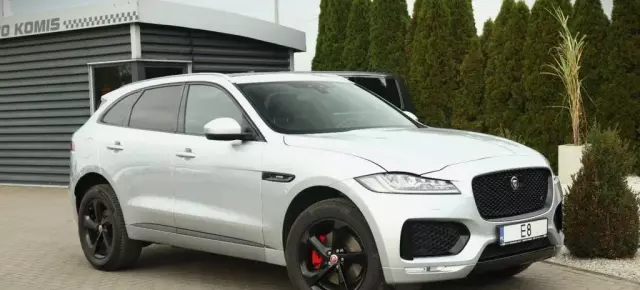 JAGUAR F-pace 