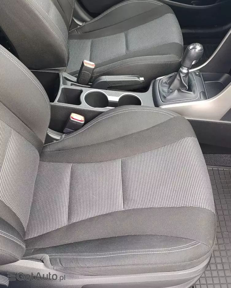 HYUNDAI I30 1.4 CRDi Comfort