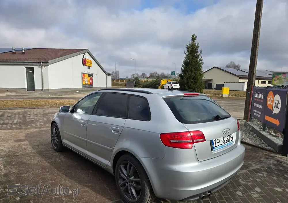 AUDI A3 Sportback 2.0 TDI DPF quattro Ambition