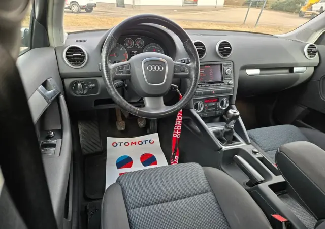 AUDI A3 Sportback 2.0 TDI DPF quattro Ambition