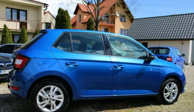 SKODA Fabia 