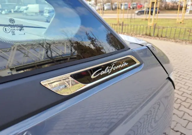VOLKSWAGEN California 