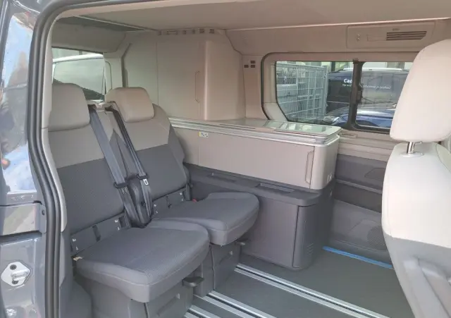 VOLKSWAGEN California 