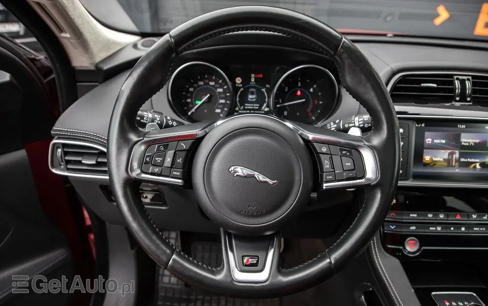 JAGUAR F-Pace 3.0 TDV6 AWD S
