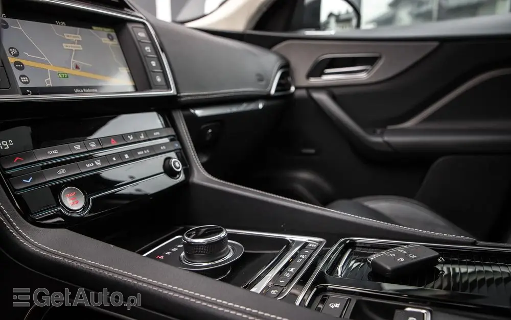 JAGUAR F-Pace 3.0 TDV6 AWD S