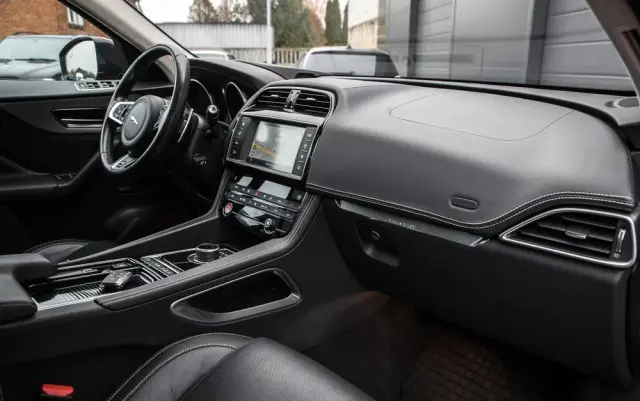 JAGUAR F-Pace 3.0 TDV6 AWD S