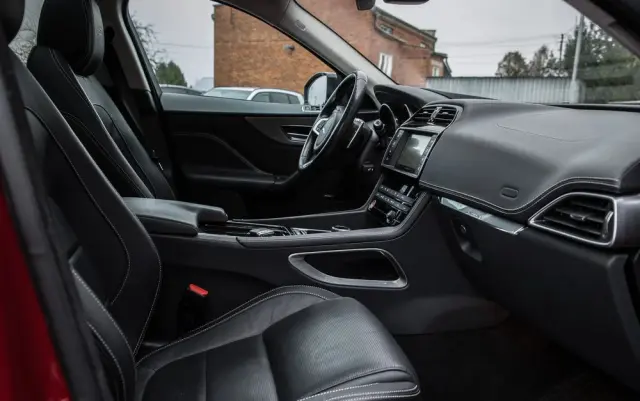 JAGUAR F-Pace 3.0 TDV6 AWD S