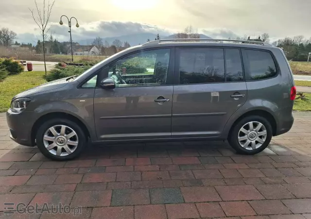 VOLKSWAGEN Touran 1.6 TDI DPF BlueMot Comfortline