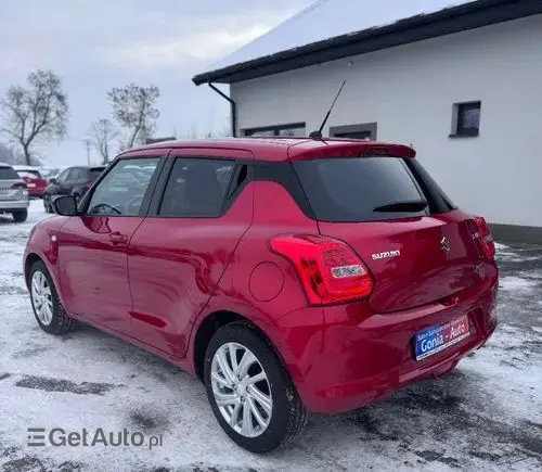 SUZUKI Swift 