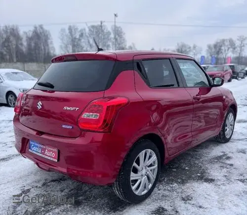 SUZUKI Swift 