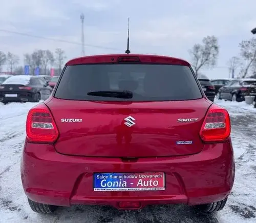 SUZUKI Swift 