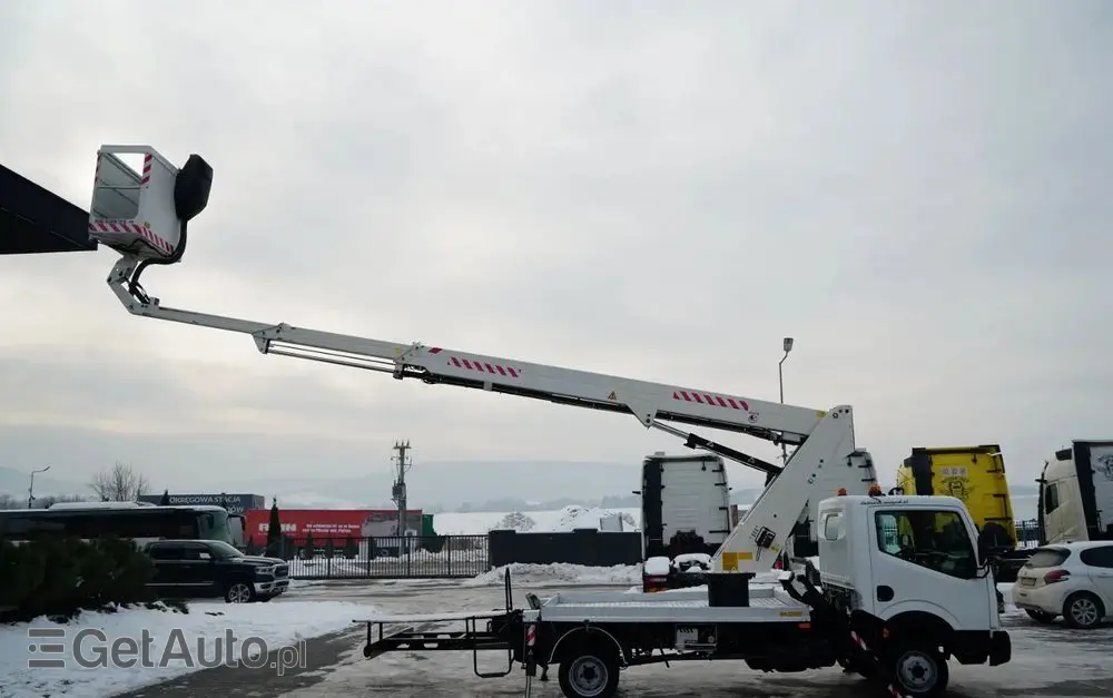 NISSAN CABSTAR / ZWYŻKA 20 METRÓW / GSR E200TE4 /  BLIŹNIAK / UDŹWIG - 200 kg / 4 PODPORY 