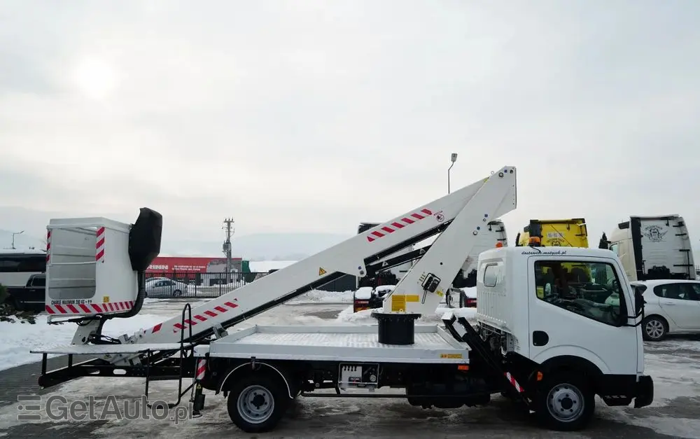 NISSAN CABSTAR / ZWYŻKA 20 METRÓW / GSR E200TE4 /  BLIŹNIAK / UDŹWIG - 200 kg / 4 PODPORY 