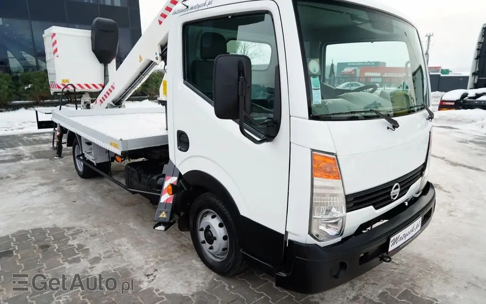 NISSAN CABSTAR / ZWYŻKA 20 METRÓW / GSR E200TE4 /  BLIŹNIAK / UDŹWIG - 200 kg / 4 PODPORY 