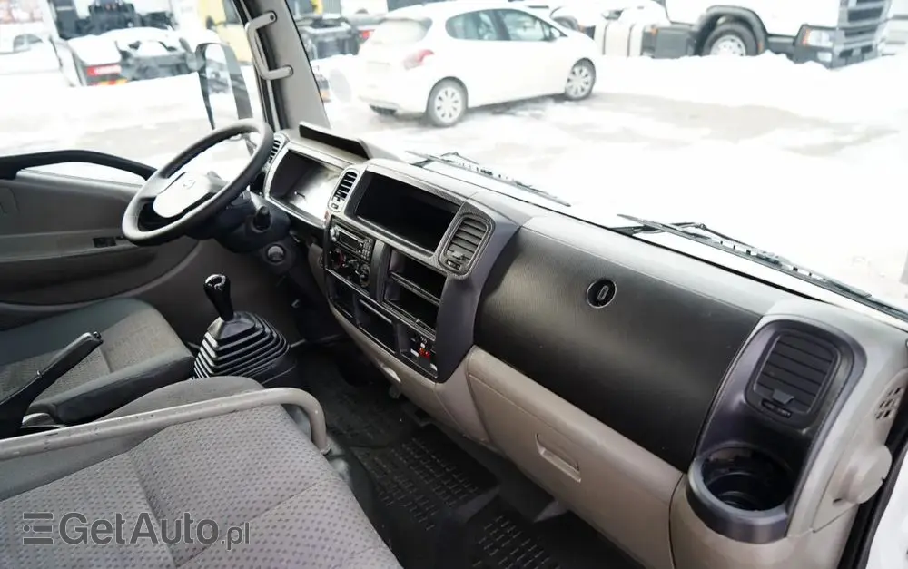 NISSAN CABSTAR / ZWYŻKA 20 METRÓW / GSR E200TE4 /  BLIŹNIAK / UDŹWIG - 200 kg / 4 PODPORY 