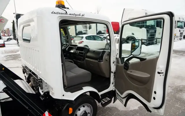 NISSAN CABSTAR / ZWYŻKA 20 METRÓW / GSR E200TE4 /  BLIŹNIAK / UDŹWIG - 200 kg / 4 PODPORY 