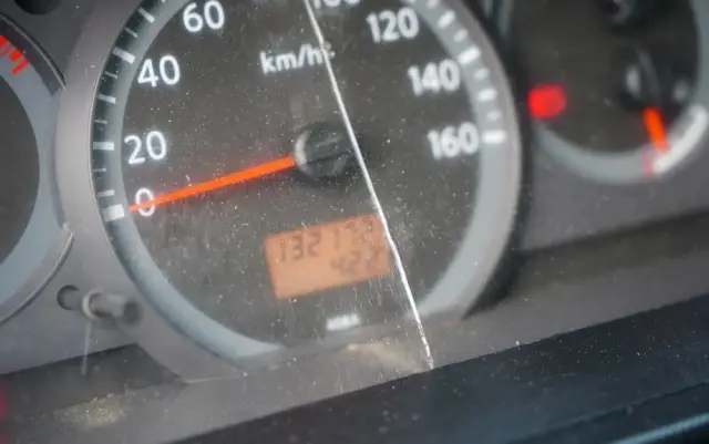 NISSAN CABSTAR / ZWYŻKA 20 METRÓW / GSR E200TE4 /  BLIŹNIAK / UDŹWIG - 200 kg / 4 PODPORY 