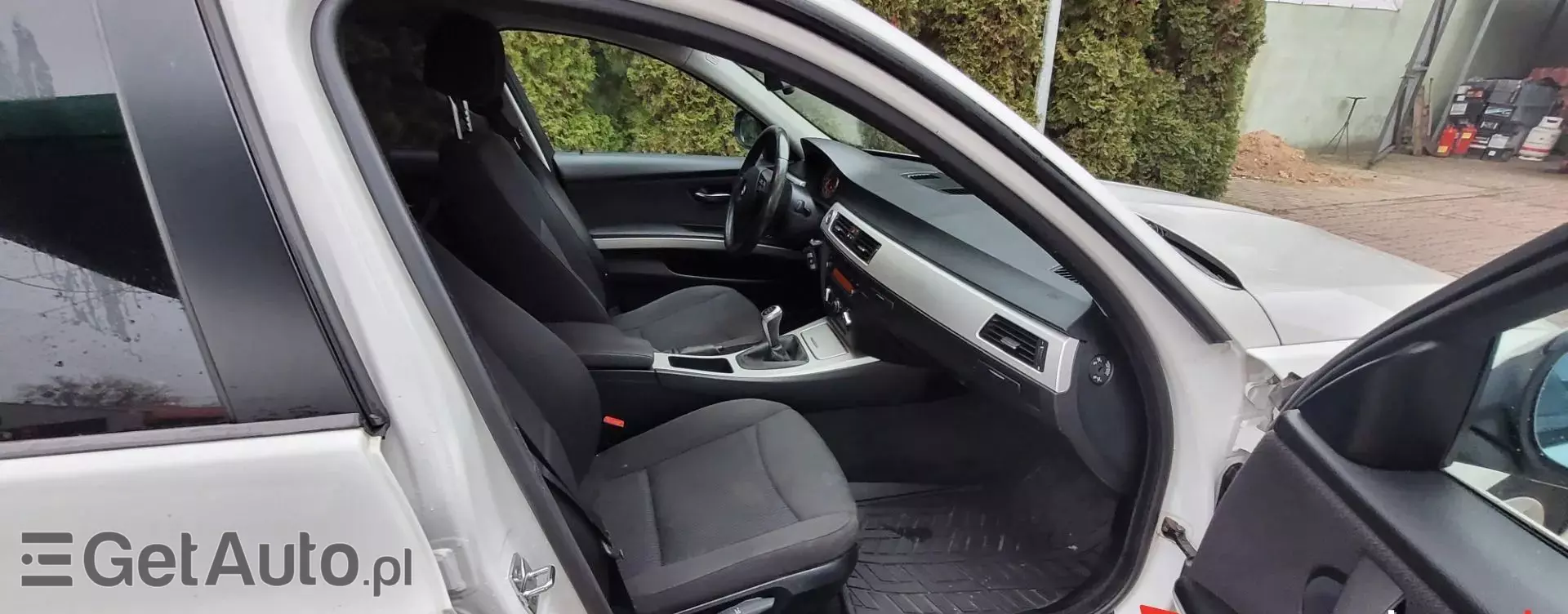 BMW Seria 3 320i (170 KM)