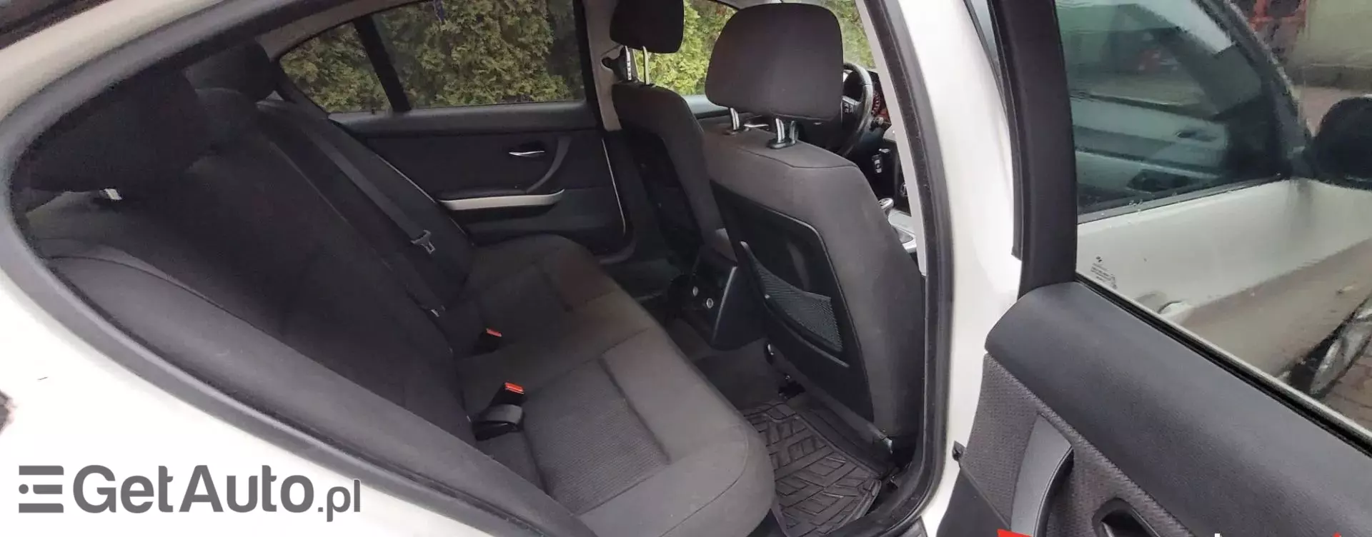 BMW Seria 3 320i (170 KM)