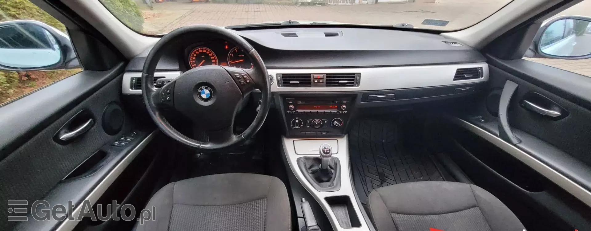BMW Seria 3 320i (170 KM)