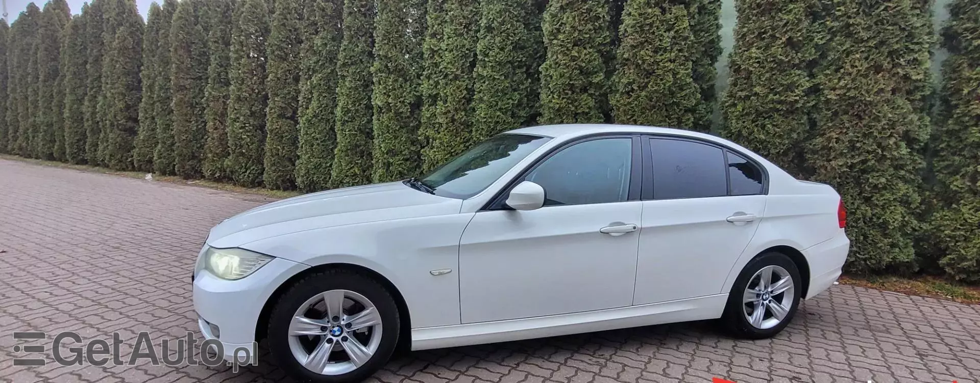 BMW Seria 3 320i (170 KM)