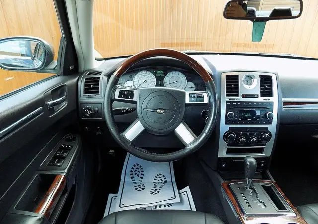 CHRYSLER 300C 2.7 Automatik