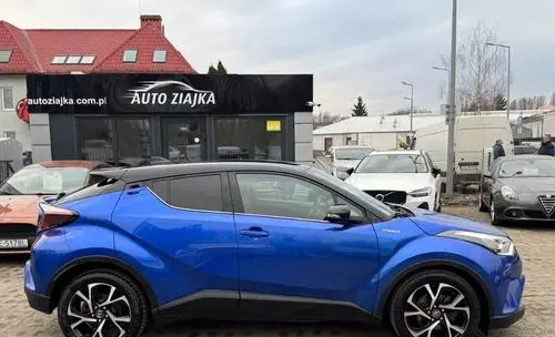 TOYOTA C-HR 
