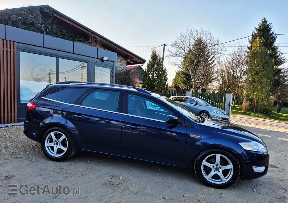 FORD Mondeo 2.0 FF Platinium X Plus (Titanium)