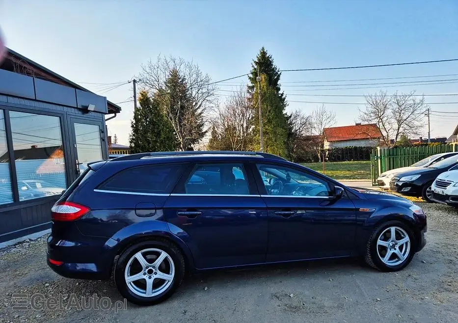 FORD Mondeo 2.0 FF Platinium X Plus (Titanium)