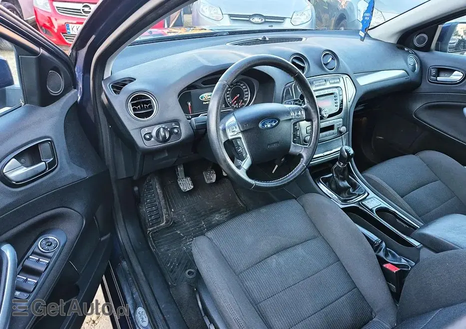 FORD Mondeo 2.0 FF Platinium X Plus (Titanium)