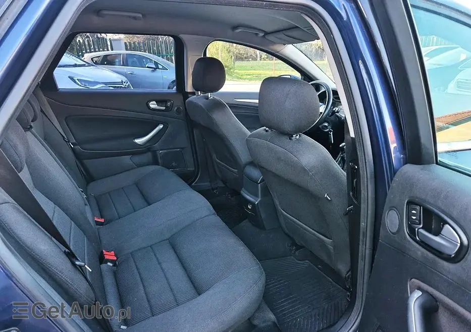 FORD Mondeo 2.0 FF Platinium X Plus (Titanium)