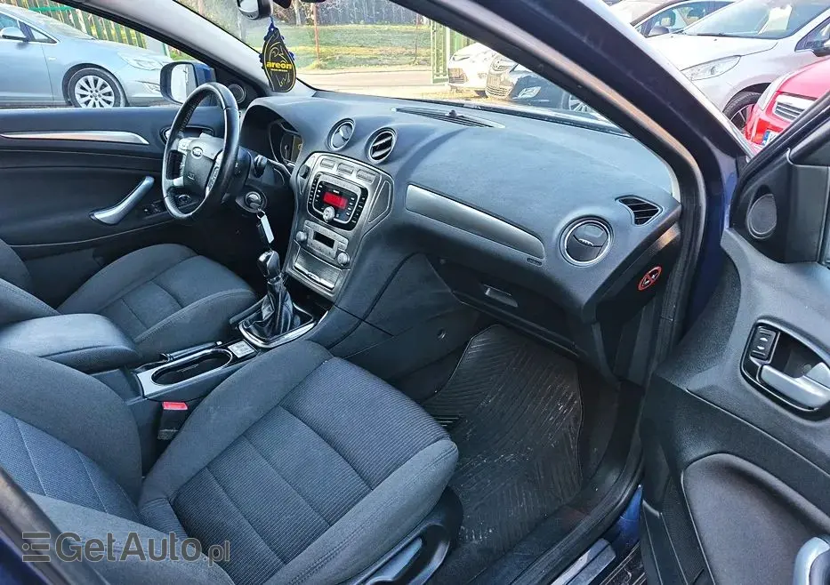 FORD Mondeo 2.0 FF Platinium X Plus (Titanium)