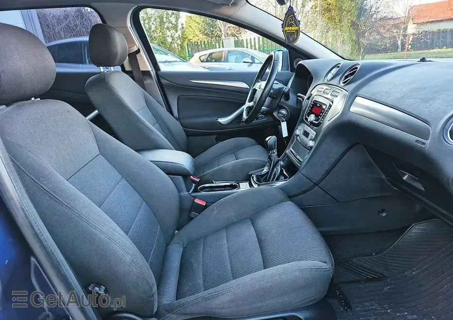 FORD Mondeo 2.0 FF Platinium X Plus (Titanium)