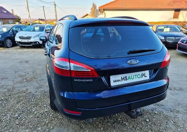 FORD Mondeo 2.0 FF Platinium X Plus (Titanium)