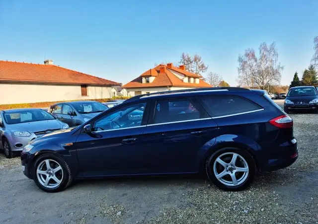 FORD Mondeo 2.0 FF Platinium X Plus (Titanium)