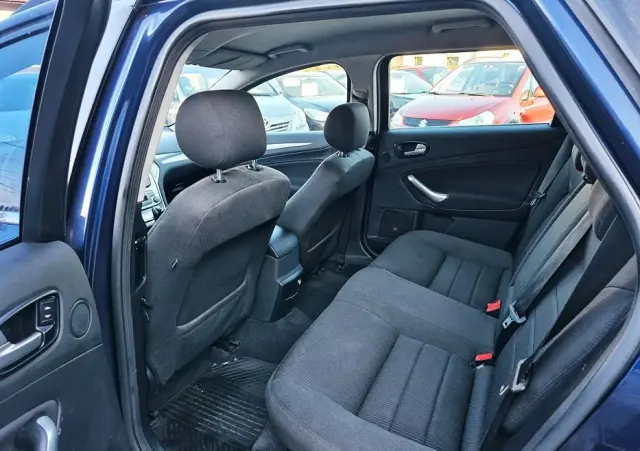 FORD Mondeo 2.0 FF Platinium X Plus (Titanium)