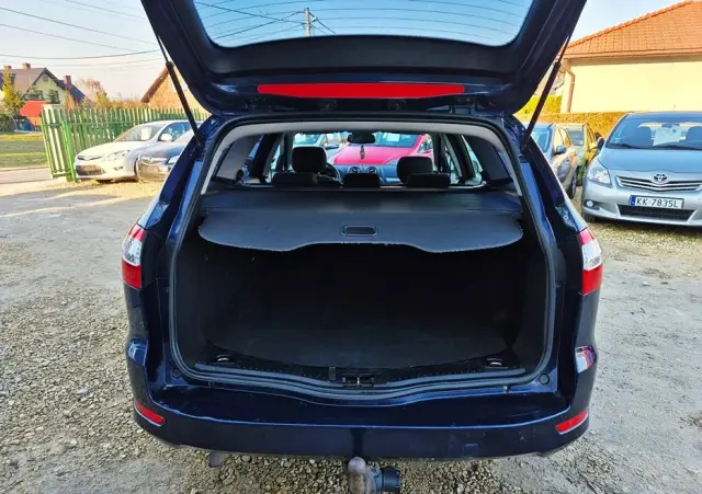 FORD Mondeo 2.0 FF Platinium X Plus (Titanium)