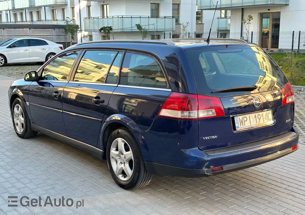 OPEL Vectra 1.9 CDTI Cosmo