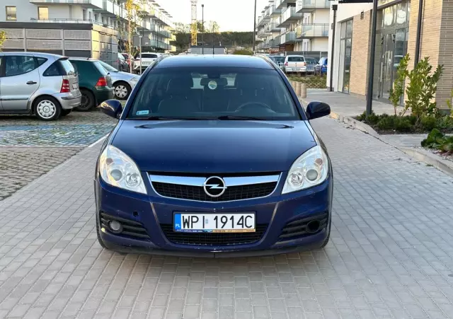 OPEL Vectra 1.9 CDTI Cosmo