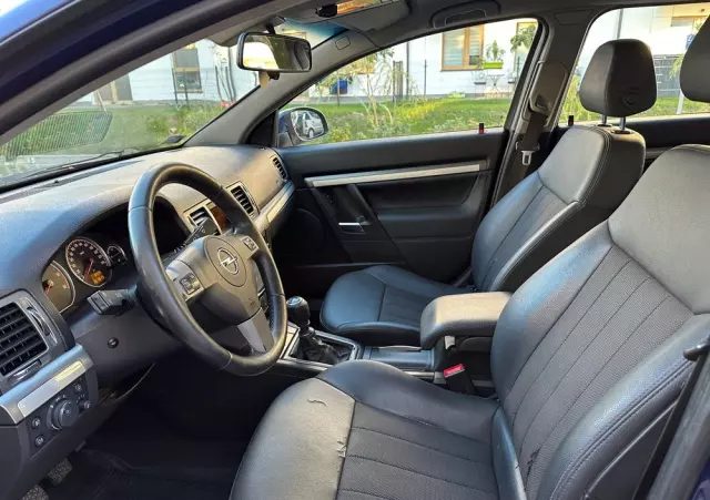 OPEL Vectra 1.9 CDTI Cosmo