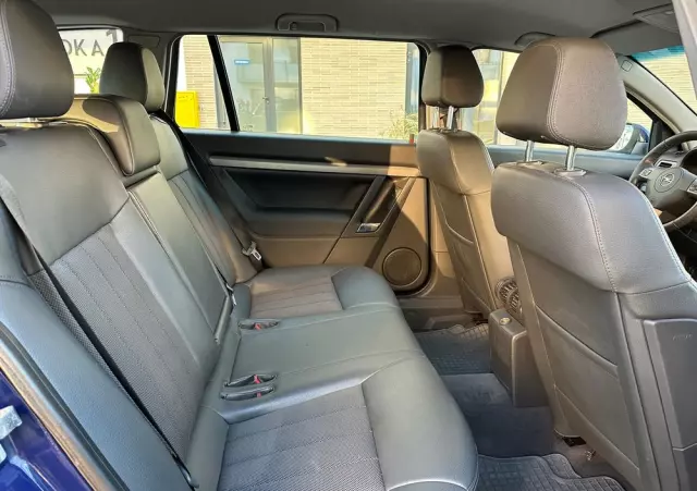 OPEL Vectra 1.9 CDTI Cosmo
