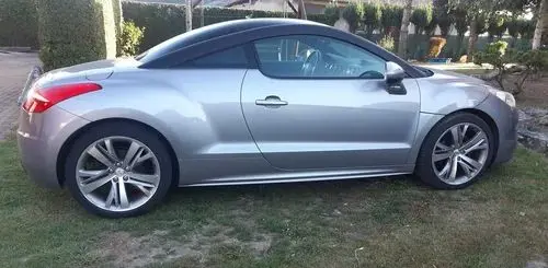 PEUGEOT RCZ 