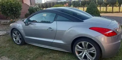 PEUGEOT RCZ 