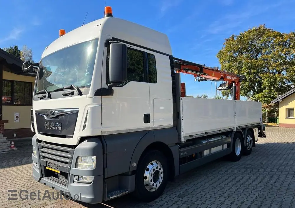 MAN 26.460 TGX skrzyniowy z HDS ATLAS 165, 518 t.km. 
