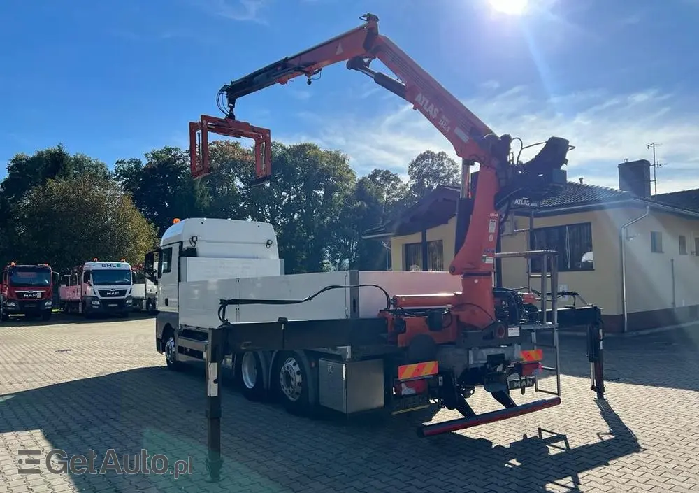 MAN 26.460 TGX skrzyniowy z HDS ATLAS 165, 518 t.km. 
