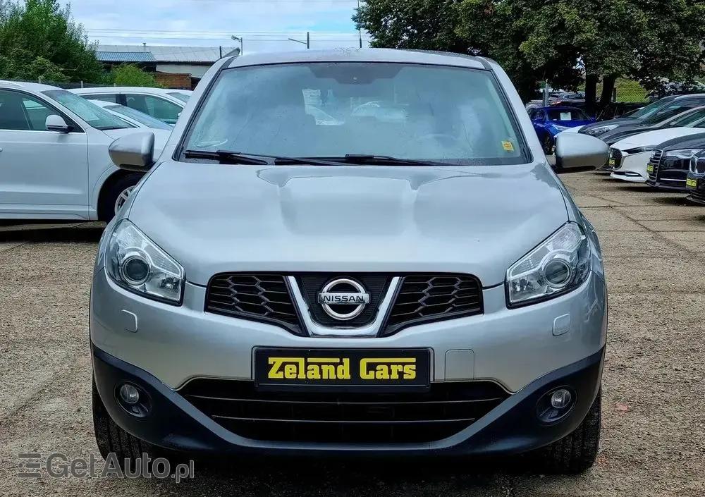NISSAN Qashqai 2.0 4 x 4 CVT tekna