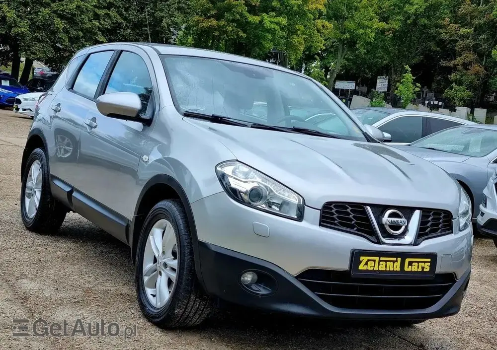 NISSAN Qashqai 2.0 4 x 4 CVT tekna