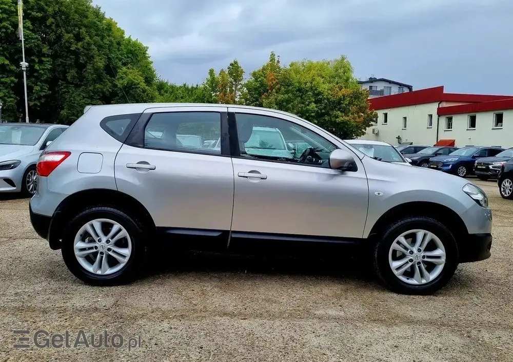 NISSAN Qashqai 2.0 4 x 4 CVT tekna