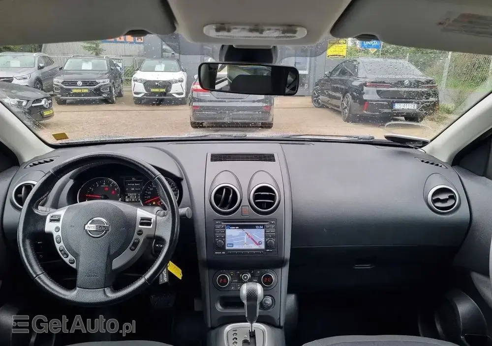 NISSAN Qashqai 2.0 4 x 4 CVT tekna